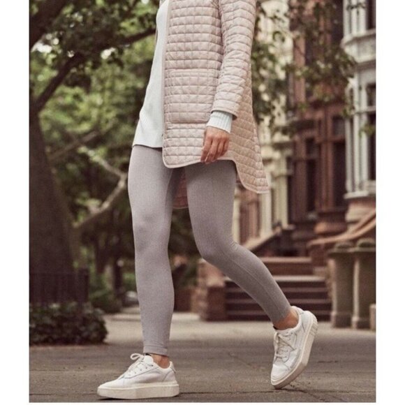 Athleta Delancy Herringbone Tight Leggings Size S Beige Pockets Athletic Preppy - Picture 4 of 10